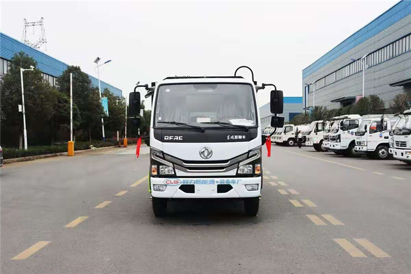 东风多利卡6方压缩式垃圾车图片1