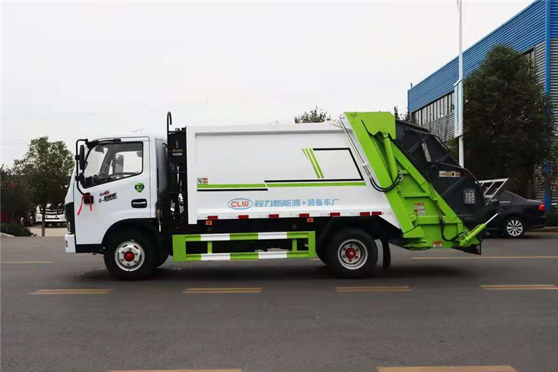 东风多利卡6方压缩式垃圾车图片5