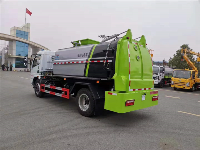 东风福瑞卡8方餐厨垃圾车6