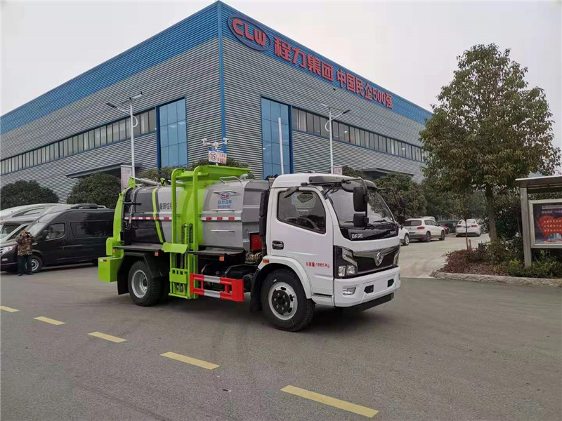 东风福瑞卡8方餐厨垃圾车3