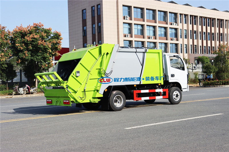 东风福瑞卡6方压缩式垃圾车7