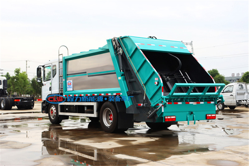 东风多利卡12方压缩式垃圾车6