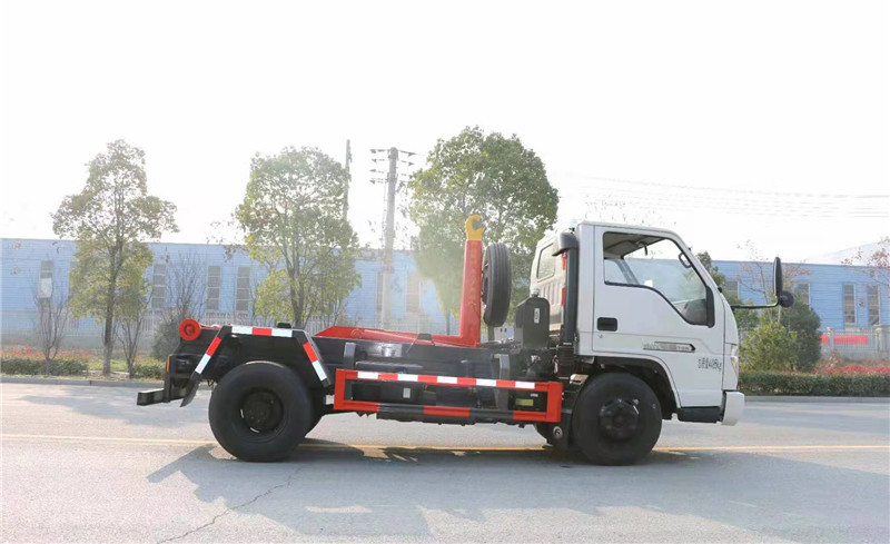 福田时代勾臂式垃圾车3