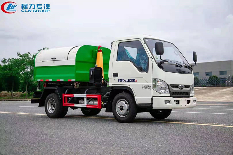 福田小卡之星勾臂式垃圾车2