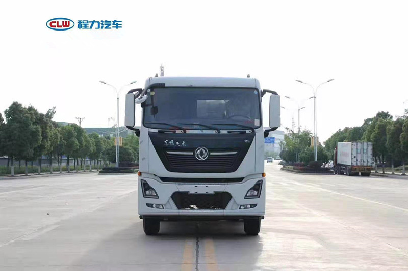 东风天龙18方压缩式垃圾车2