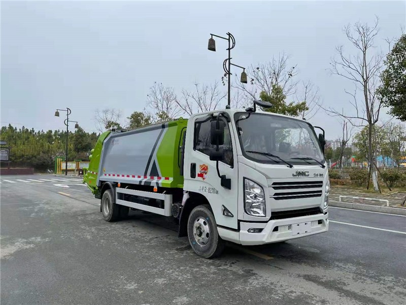 江铃凯锐8方压缩式垃圾车4