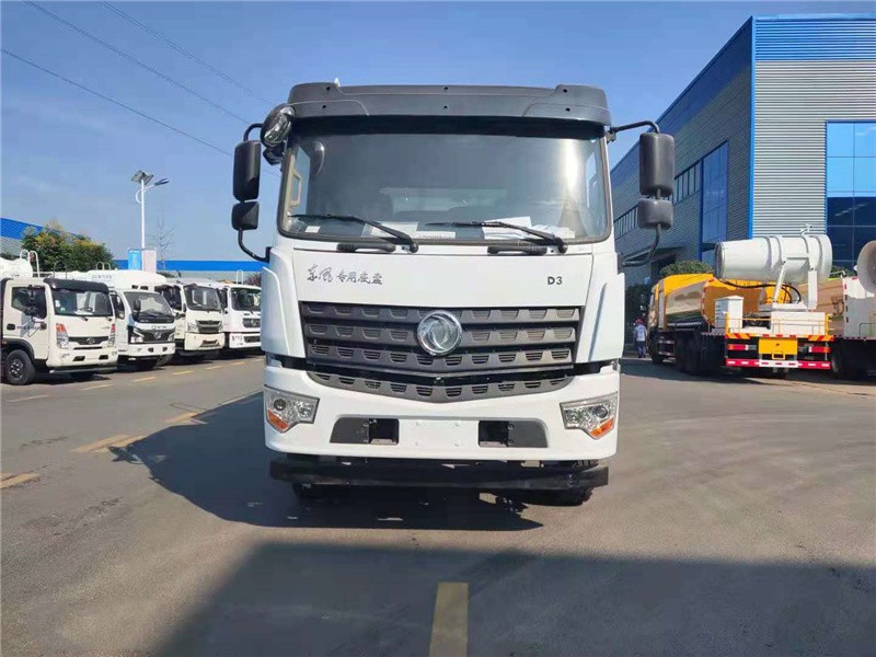 东风专底抑尘车1