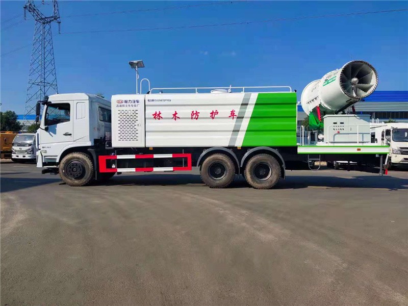 东风专底抑尘车4