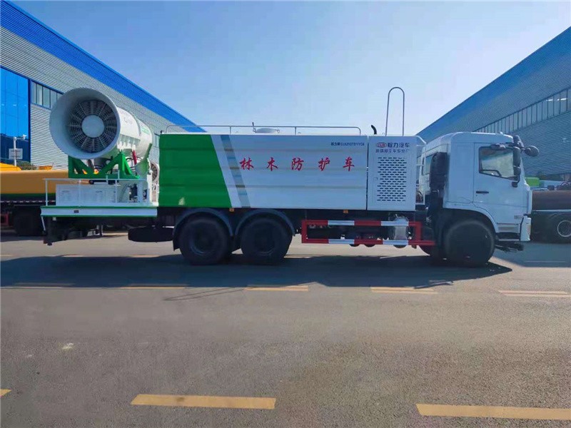 东风专底抑尘车5