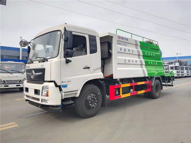 东风专底D3V抑尘车3