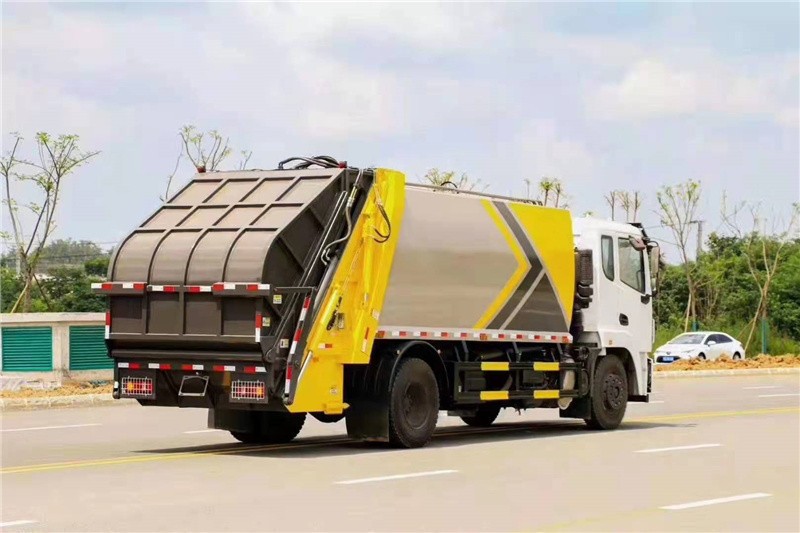 东风锦程17方压缩式垃圾车4