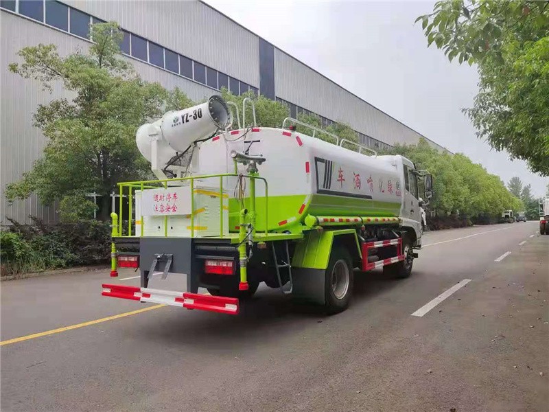 东风福瑞卡F9抑尘车6