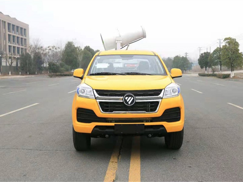 福田胜途5消毒液喷洒车1