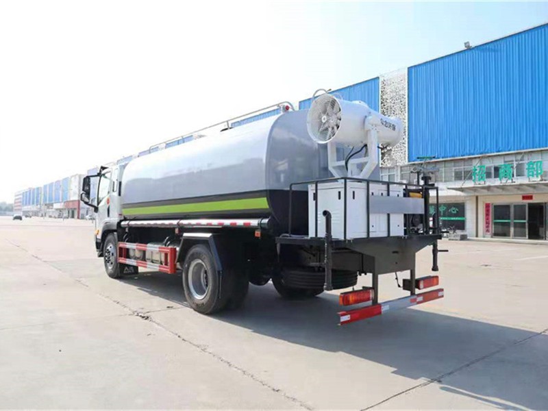 大运奥普力抑尘车5