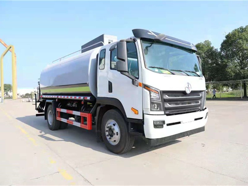 大运奥普力抑尘车2