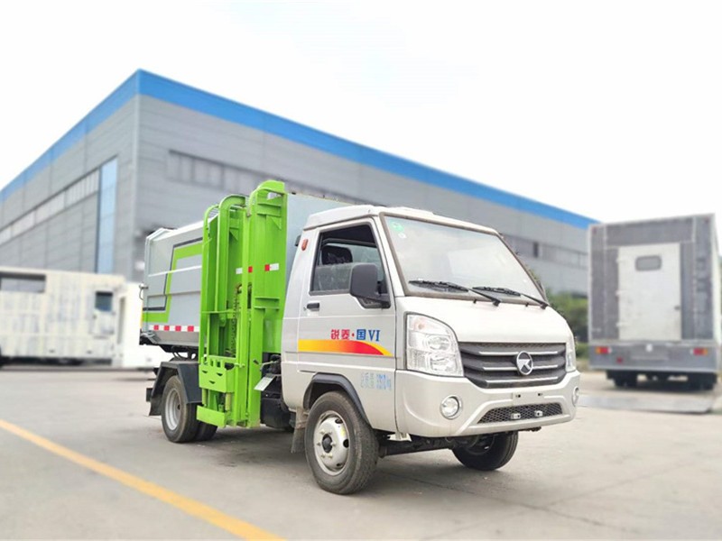 凯马3方自装卸式垃圾车2