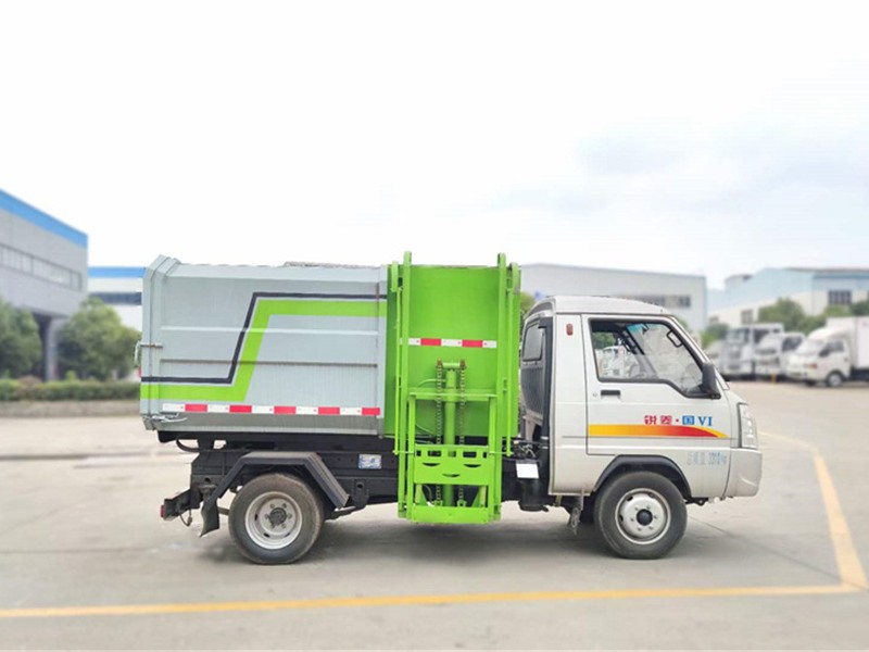 凯马3方自装卸式垃圾车4