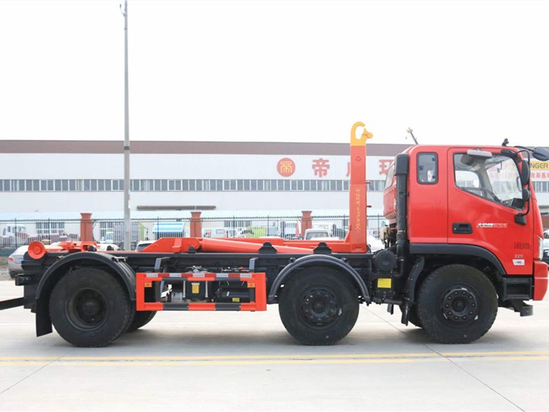 福田瑞沃大金刚勾臂式垃圾车5