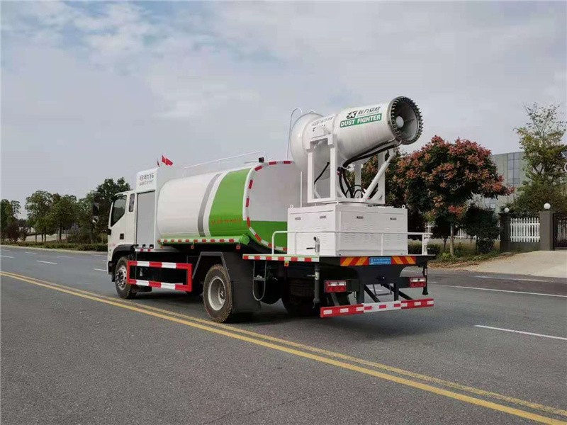 福田时代领航抑尘车7