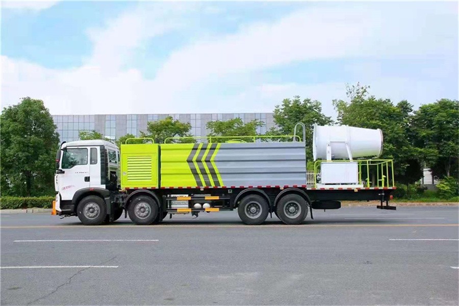 重汽豪沃尘抑车4