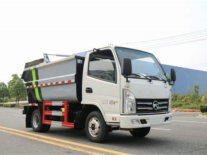 凯马自装卸式垃圾车2