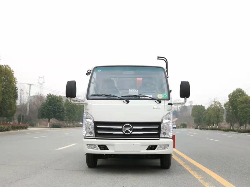 凯马K6压缩式垃圾车1