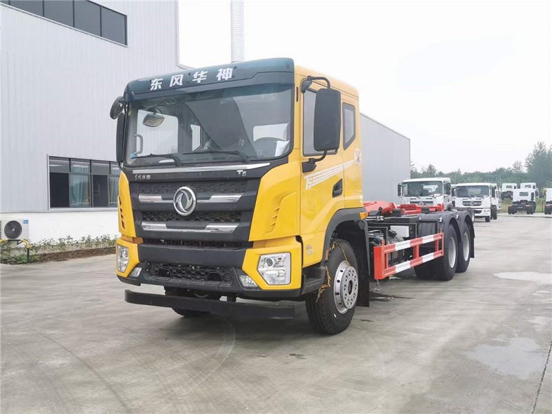 东风华神T5勾臂式垃圾车3