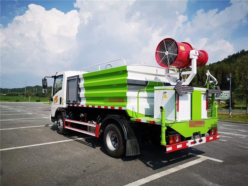 重汽豪曼5方抑尘车7