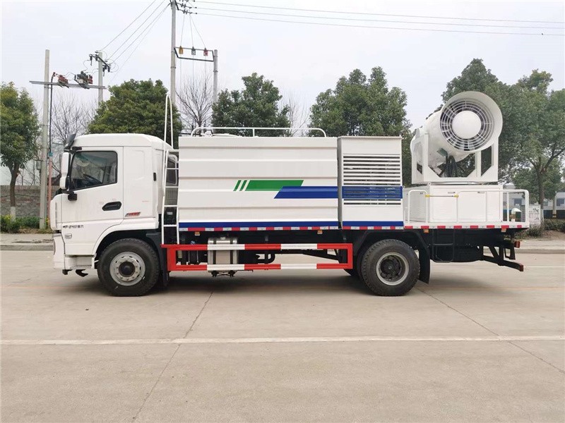 陕汽轩德翼6抑尘车4