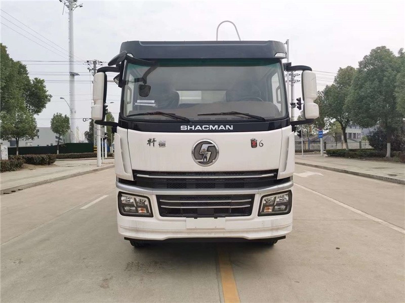 陕汽轩德翼6抑尘车1