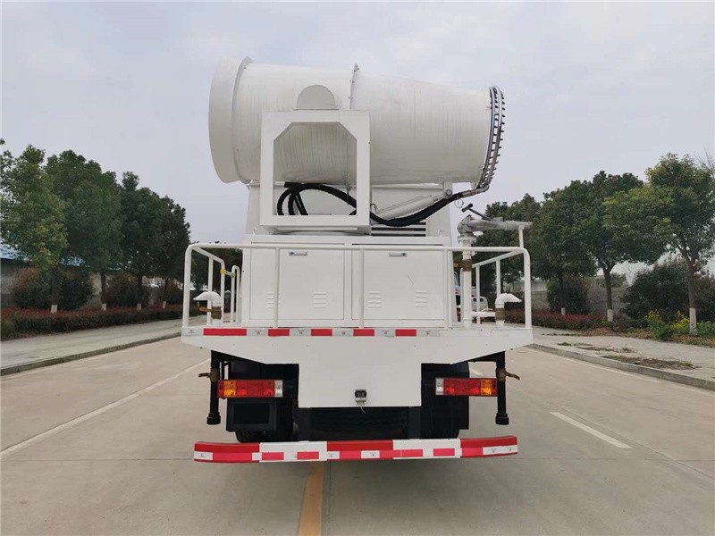 陕汽轩德翼6抑尘车8