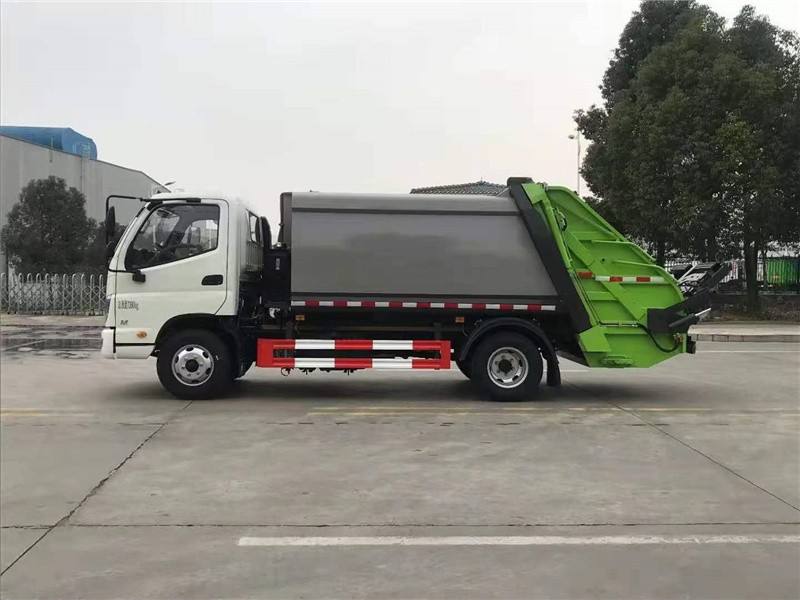 福田M36方压缩式垃圾车4