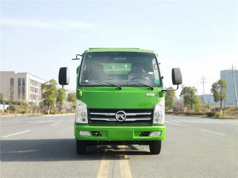 凯马餐厨垃圾车1