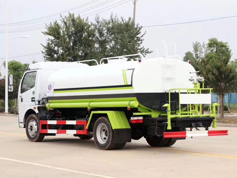 东风凯普特9方洒水车6