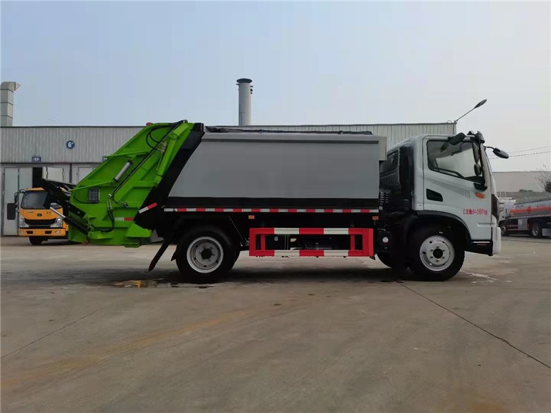 东风华神9方压缩式垃圾车4