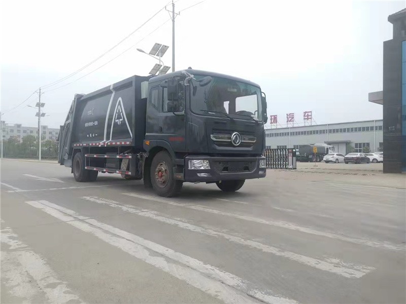 东风多利卡18方压缩垃圾车3