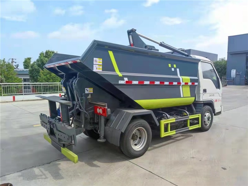 福田小卡之星自装卸式垃圾车6