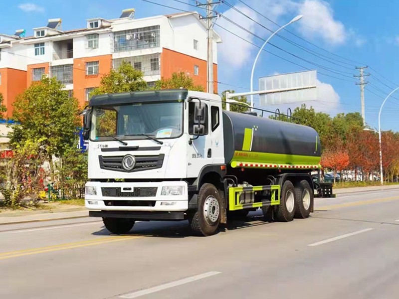 东风华神19方洒水车4 (2)