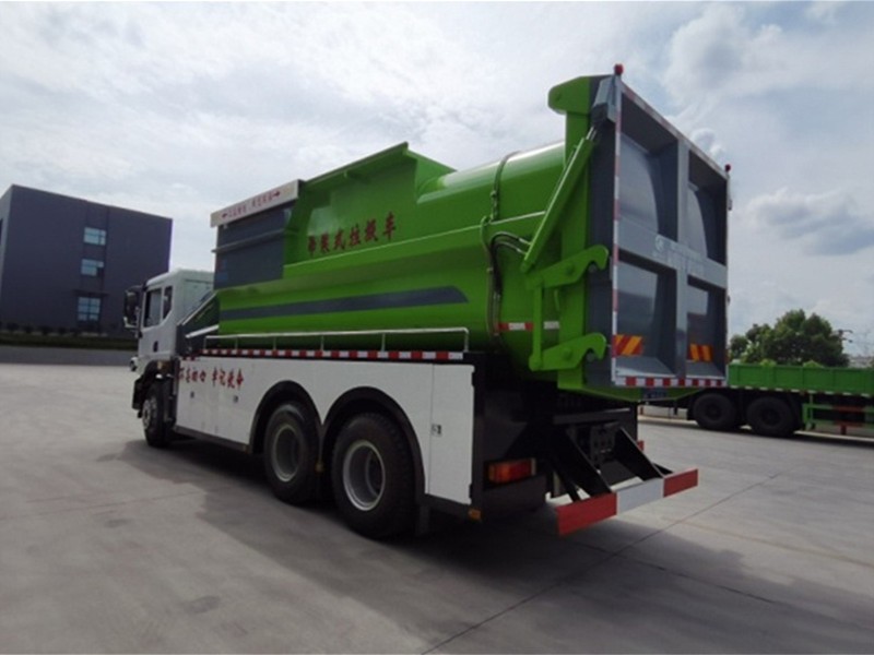 华神17方吊装压缩垃圾车6