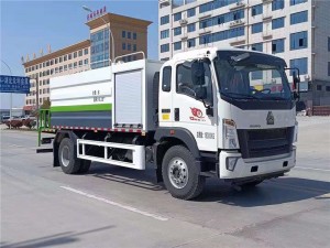 重汽豪沃抑尘车